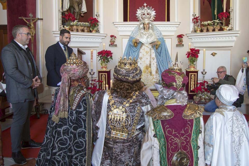 Salida Cabalgata de Reyes 2024 desde la Capilla de Ntra. Sra. de los Ángeles